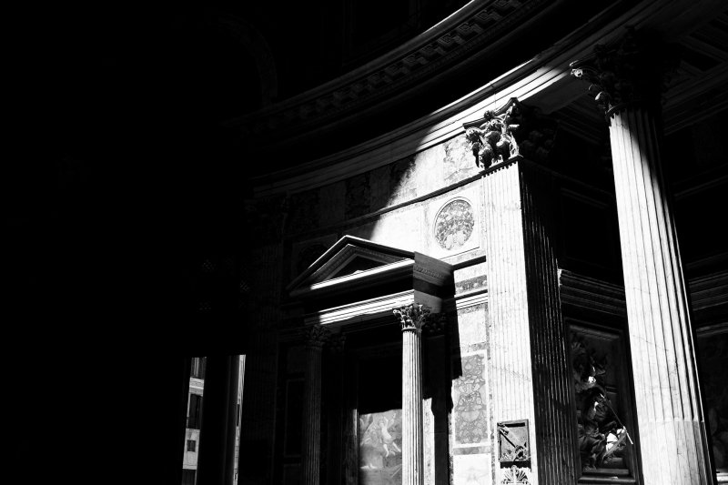 <p>The Pantheon, Rome, Italy.</p>