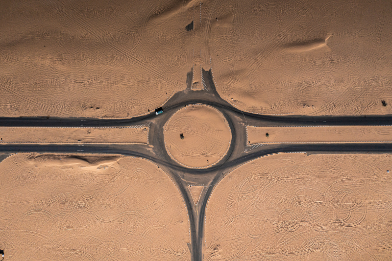 <p>Roundabout in Dubai, UAE</p>
