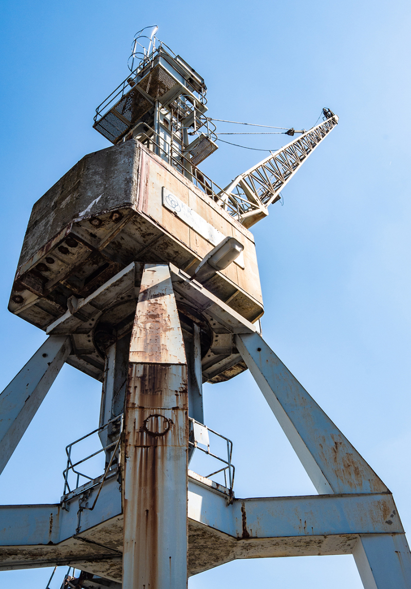 <p>Old harbor crane in the Hafenmuseum Hamburg, Germany.</p>