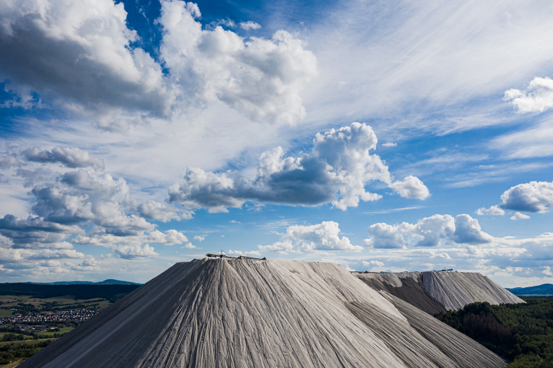 <p>'Monte Kali' near Heringen, 2020, Germany.<br />A Monte Kali, Kaliberg, or Kalimandscharo is the colloquial term for several slag heaps in Germany, which consists of spoil from potash salt production.</p>
