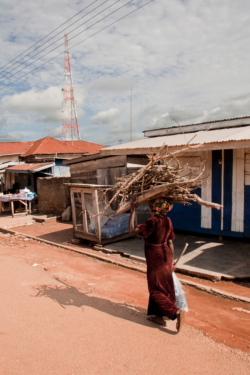 <p>Women always doing tough jobs without complaining. <br />Also here: Hohoe, Volta Region, Ghana. </p>