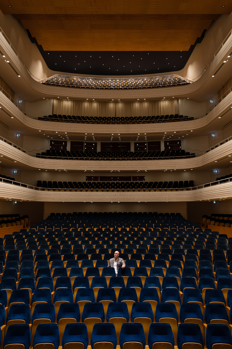 <p>Me at the KKL Luzern, <br />Foto by Philipp Schmidli</p>